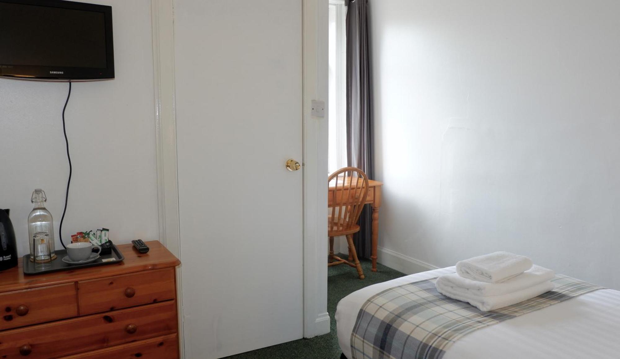 Hotel 4 Friends House à Édimbourg Chambre photo