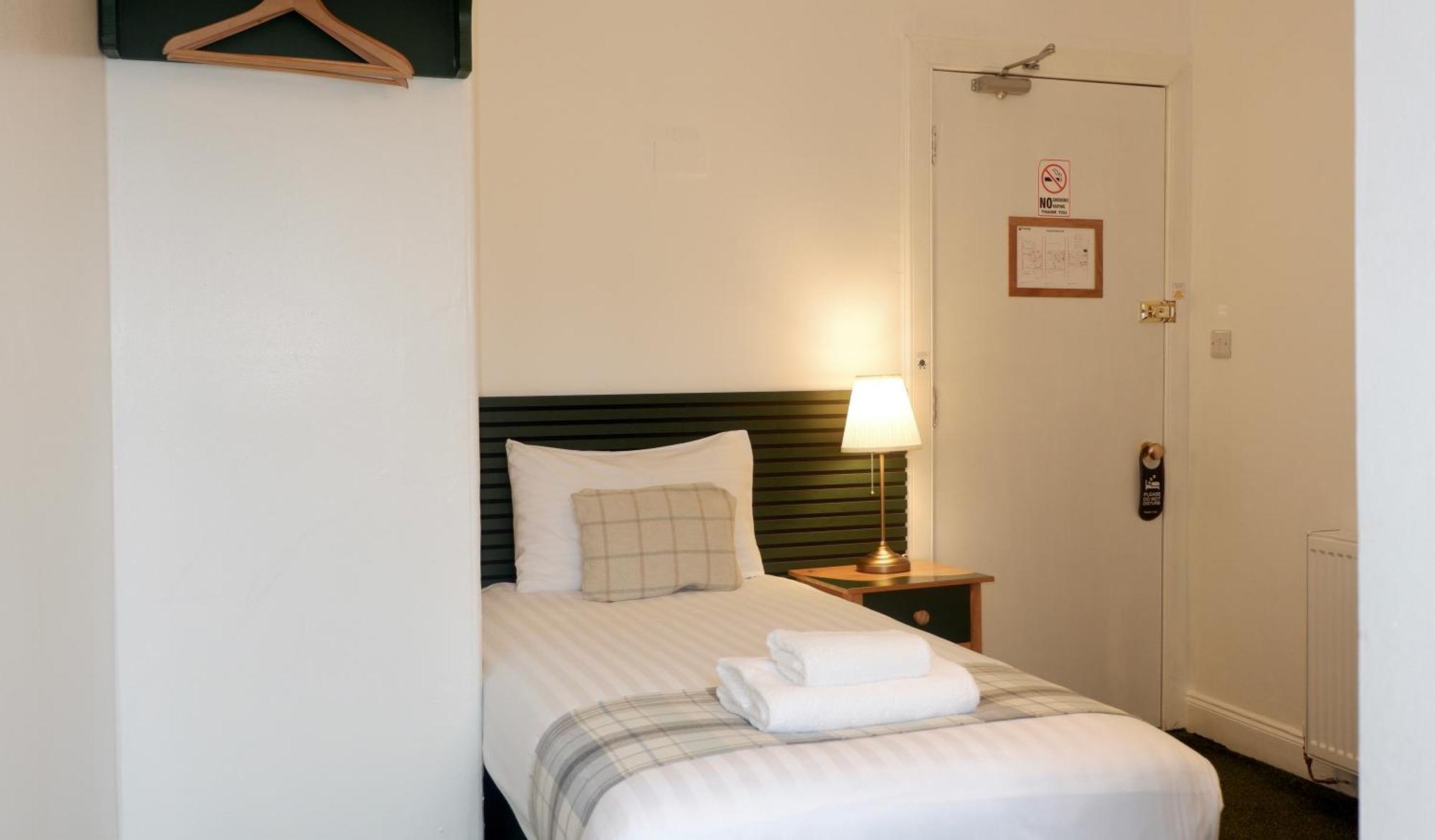 Hotel 4 Friends House à Édimbourg Chambre photo
